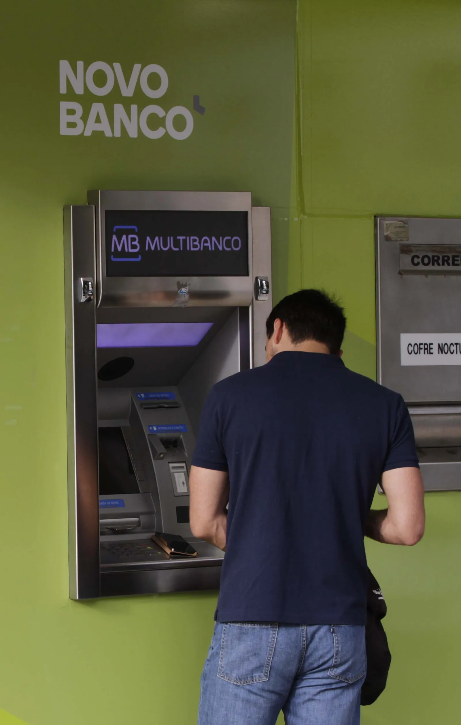 כספומט Multibanco רשמי בליסבון, פורטוגל, למשיכת מזומן ללא עמלה לישראלים בטיול